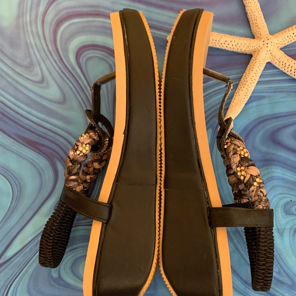 SIKETU ladies fabric rhinestone embellished wedge thong in size 9. LNWOT - Picture 2 of 10